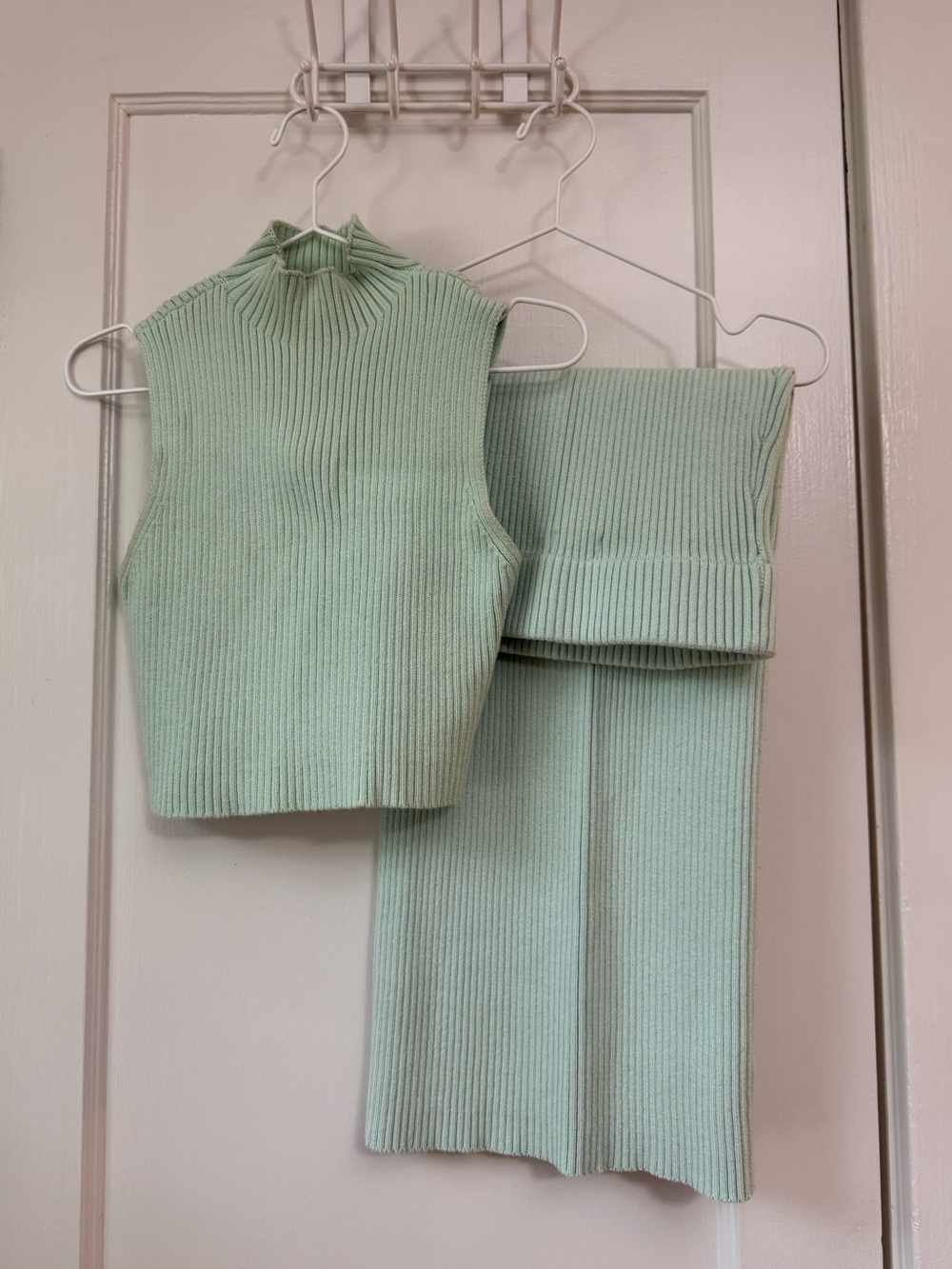 Glamorous Mint Ribbed Knit High-Neck Crop Top